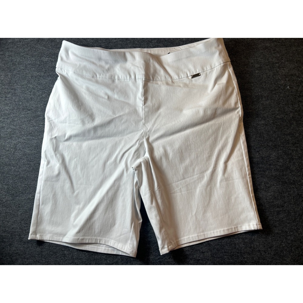 INC International Concepts Shorts Womens 14 White Pull On Stretch Comfort